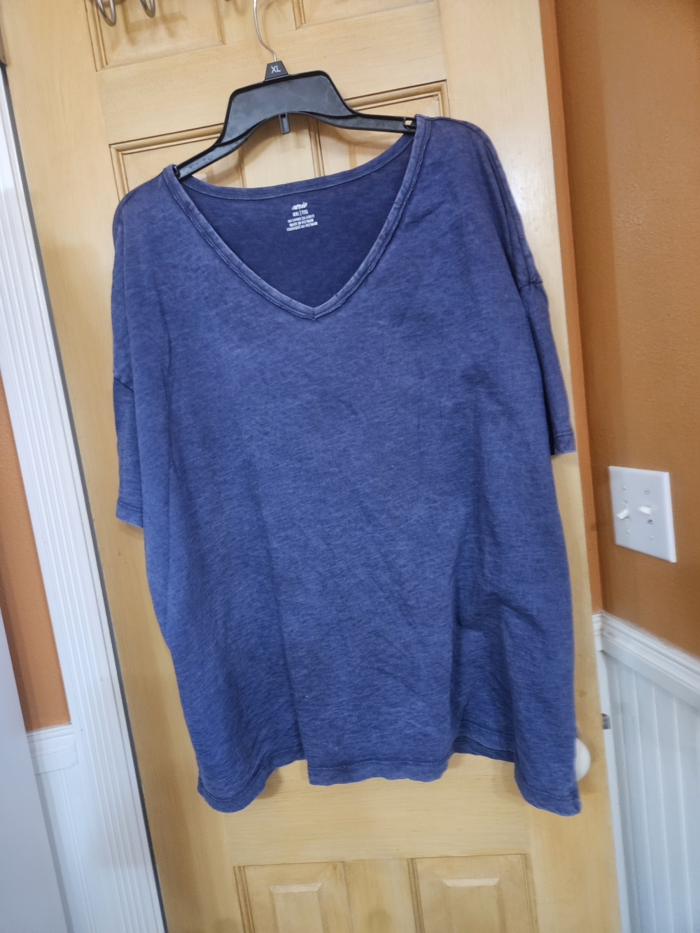 aerie Heathered Navy V-Neck Slightly Distressed Short Sleeve Tee
